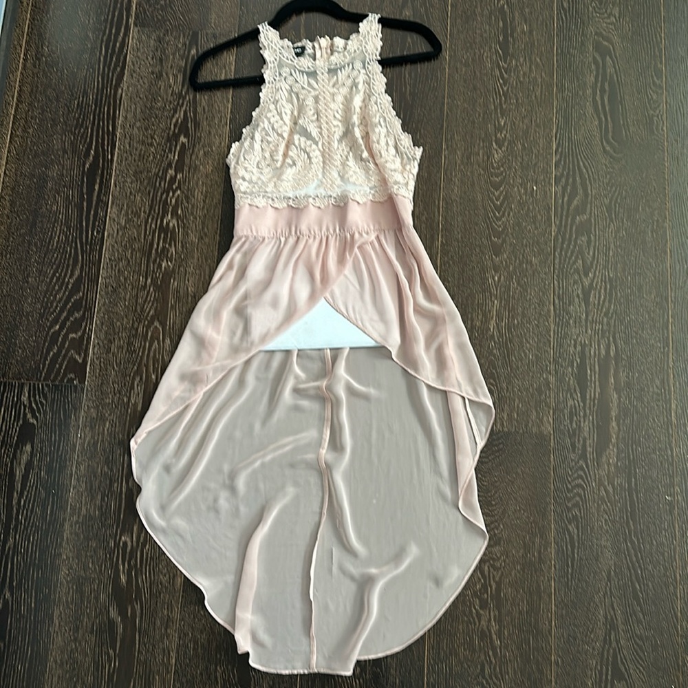 Bebe Embroidered Hi Low Top